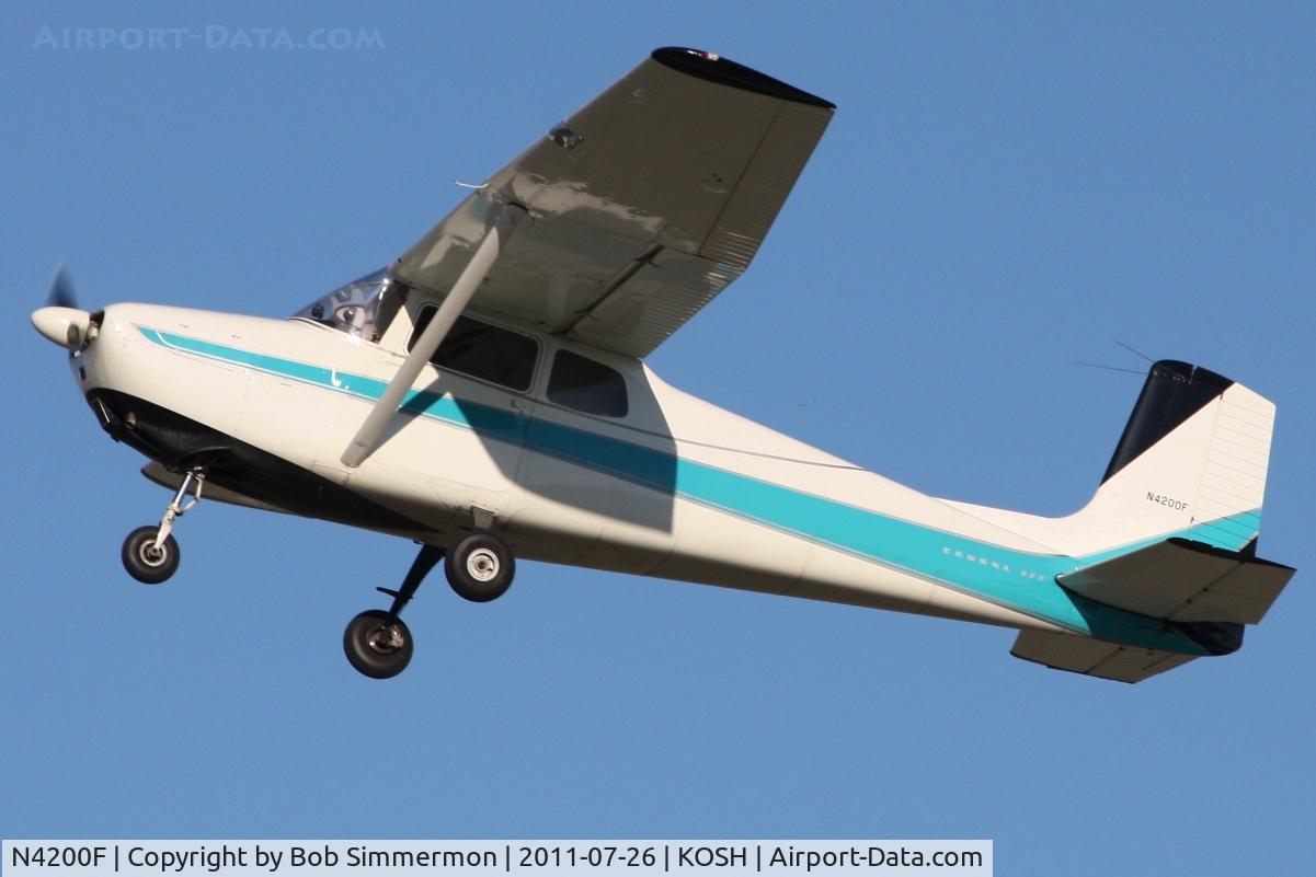 N4200F, 1958 Cessna 172 C/N 46100, Departing Airventure 2011.