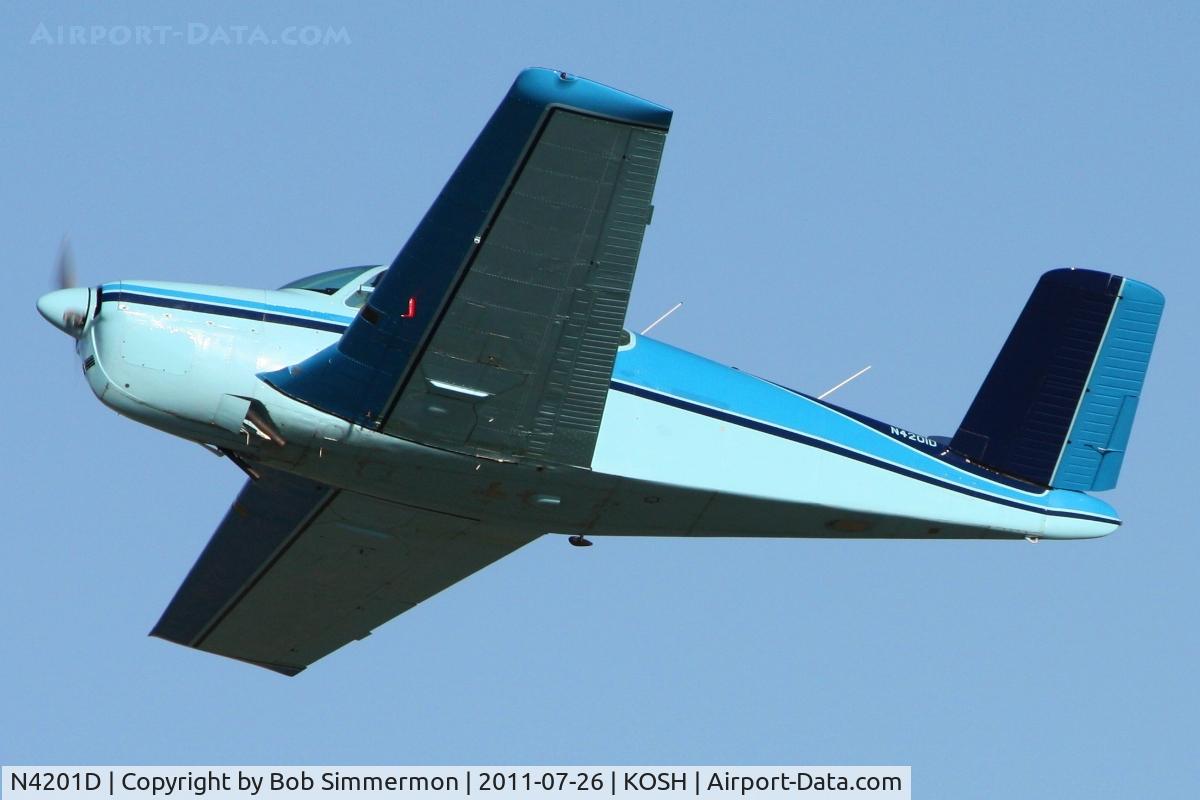 N4201D, 1955 Beech G35 Bonanza C/N D-4398, Departing Airventure 2011.