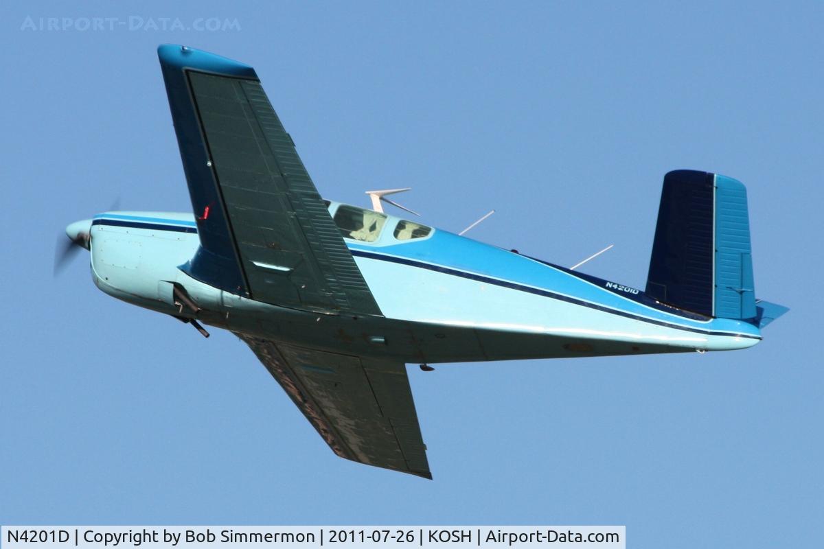 N4201D, 1955 Beech G35 Bonanza C/N D-4398, Departing Airventure 2011.
