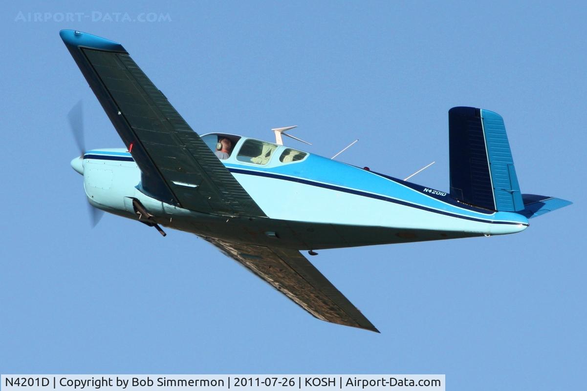 N4201D, 1955 Beech G35 Bonanza C/N D-4398, Departing Airventure 2011.