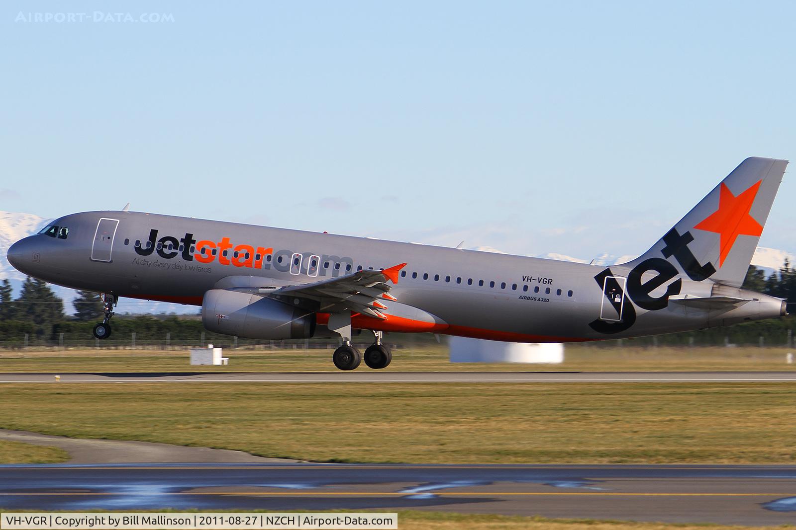 VH-VGR, 2010 Airbus A320-232 C/N 4257, away from 20