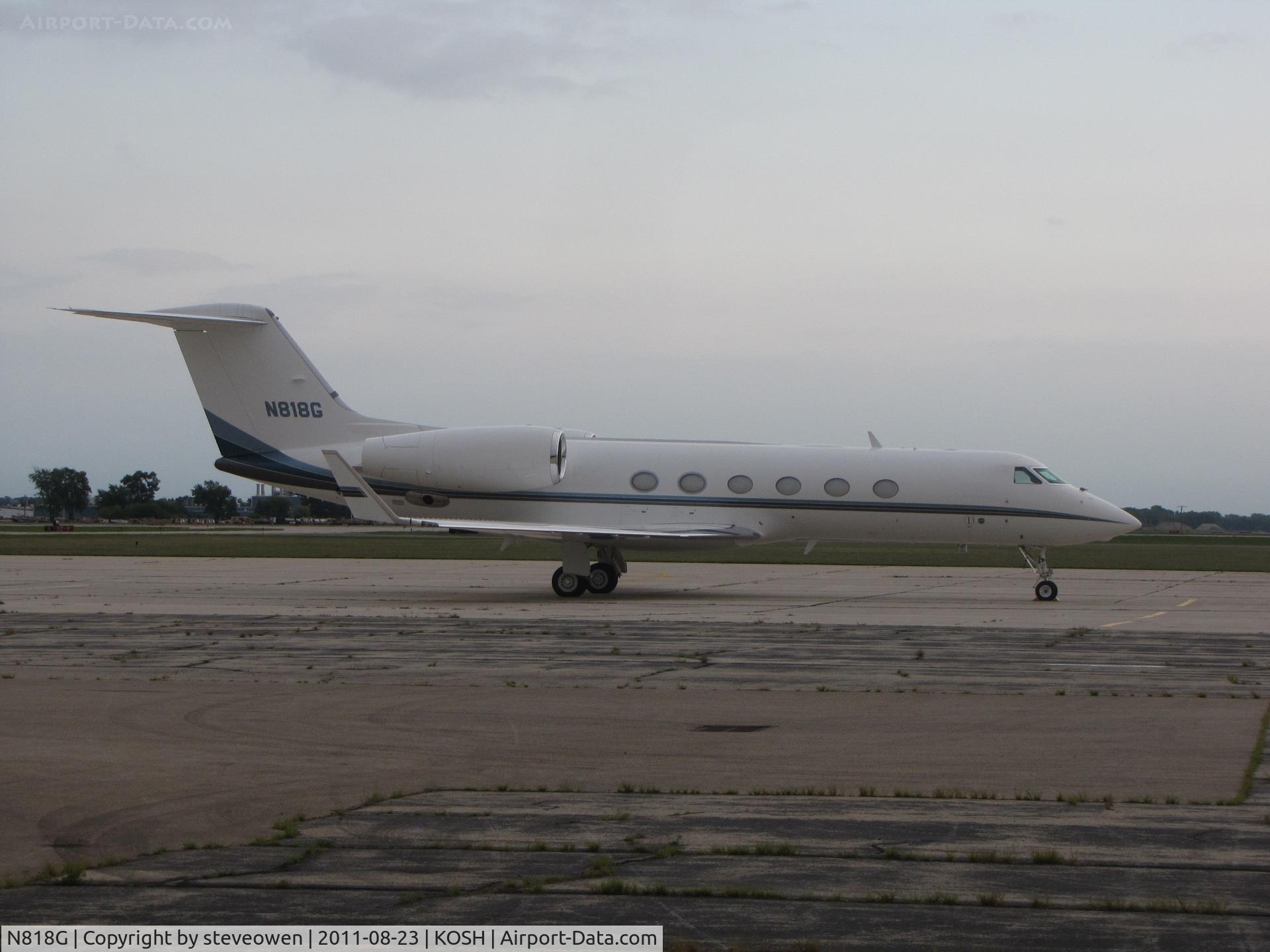 N818G, 2007 Gulfstream Aerospace GIV-X (G450) C/N 4070, on the Basler FBO Ramp