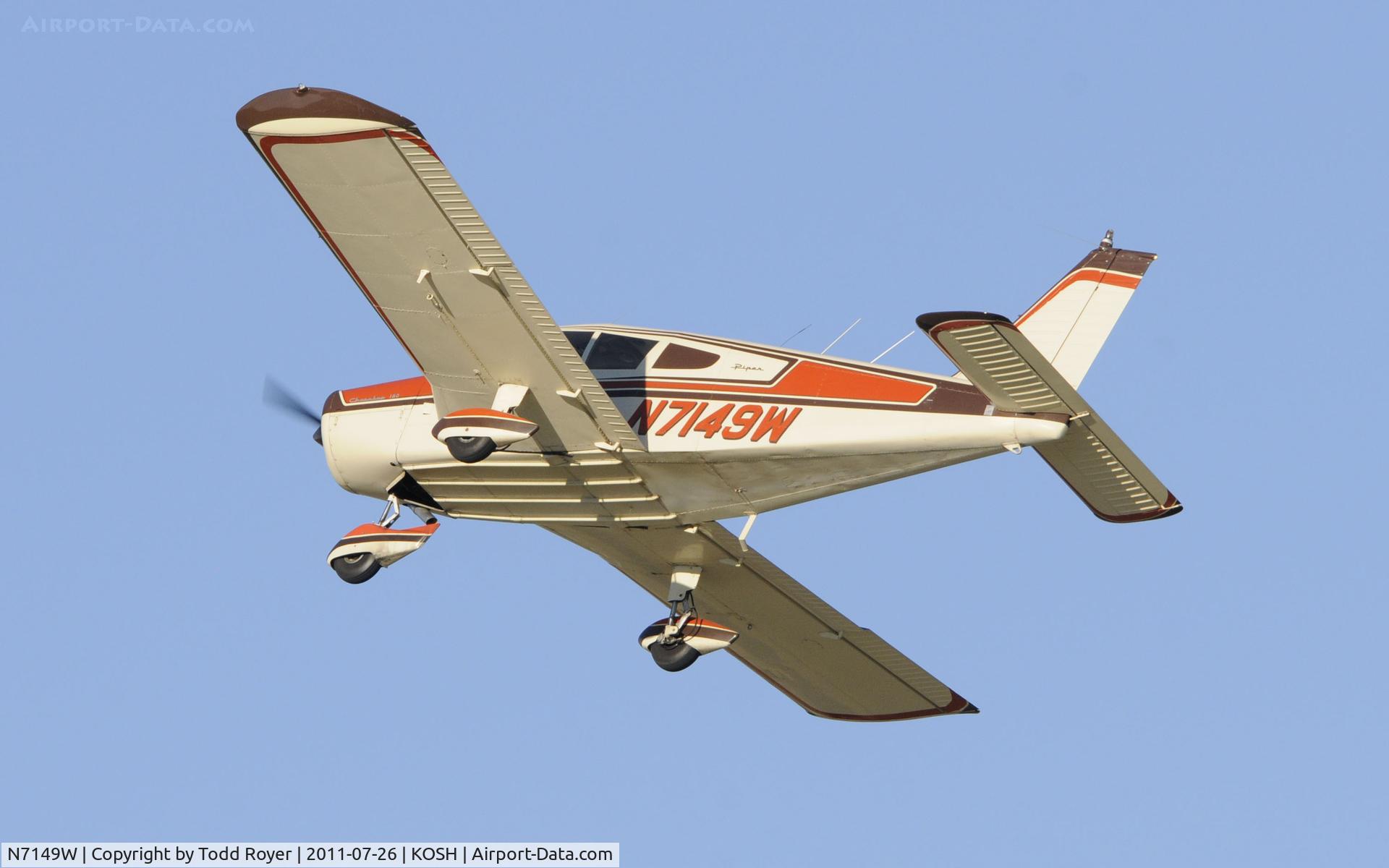 N7149W, 1962 Piper PA-28-180 Cherokee C/N 28-957, AIRVENTURE 2011