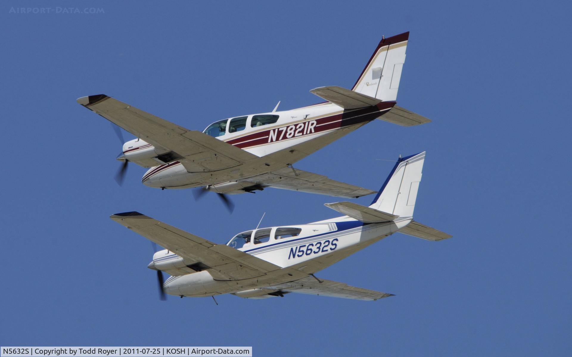 N5632S, 1966 Beech C55 Baron (95-C55) C/N TE-161, AIRVENTURE 2011