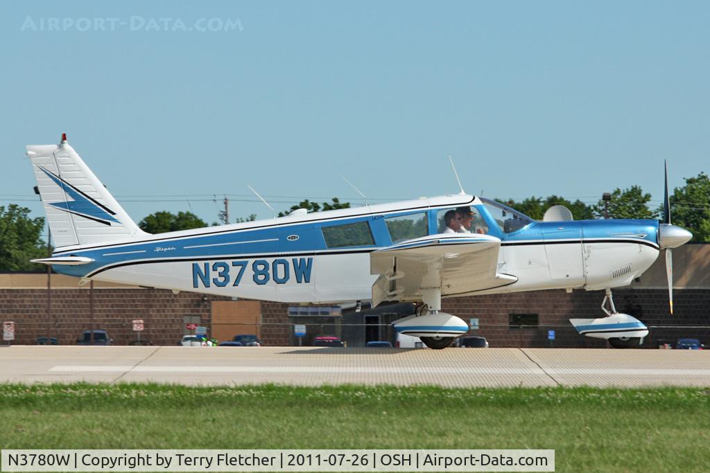 N3780W, 1966 Piper PA-32-260 Cherokee Six Cherokee Six C/N 32-702, 1966 Piper PA-32-260, c/n: 32-702
at 2011 Oshkosh