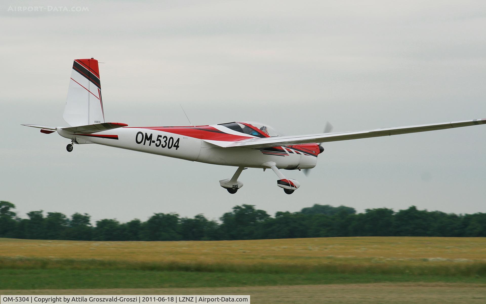 OM-5304, 2011 Let L-13 SDM Vivat C/N 050616, Nové Zámky Airport - Slovakia