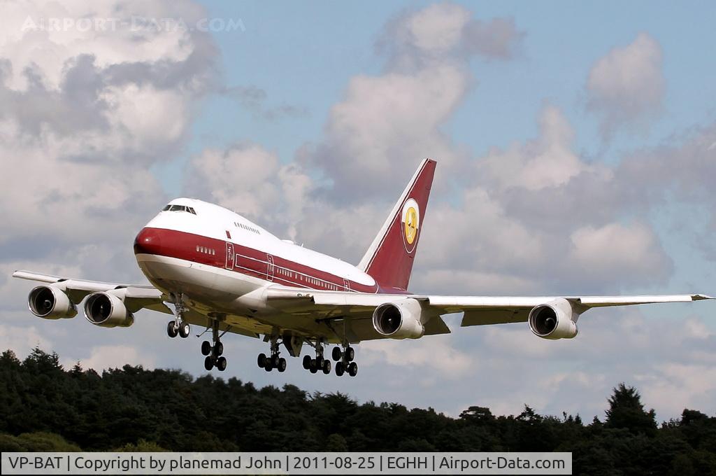 VP-BAT, 1979 Boeing 747SP-21 C/N 21648, Landing on 26