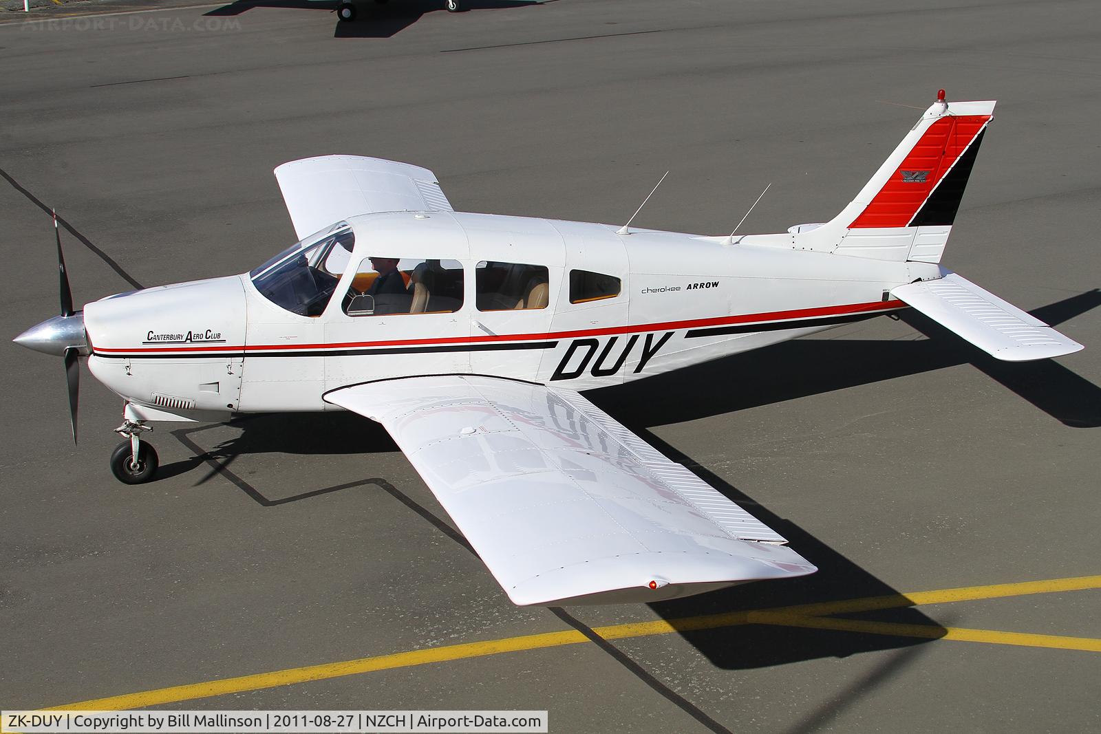 ZK-DUY, Piper PA-28R-200 C/N 28R-7535019, taxi back to park after refuelling