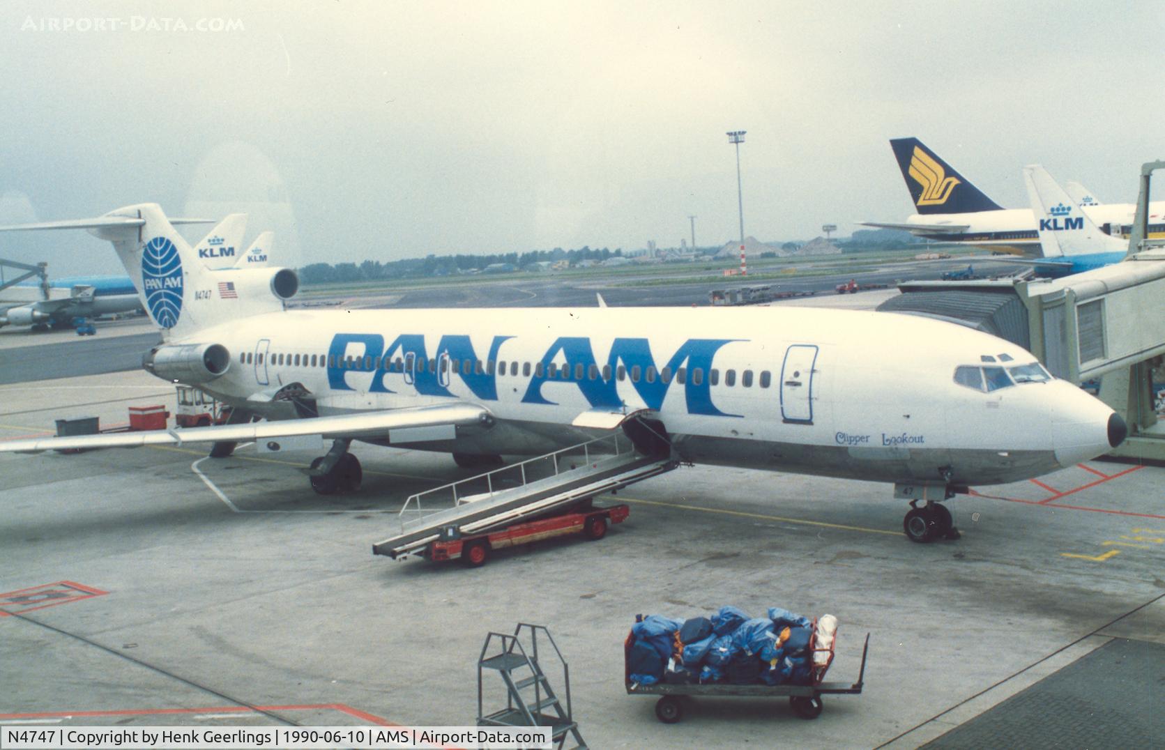 N4747, 1968 Boeing 727-235 C/N 19467, Pan Am. Ready for dep. to LHR