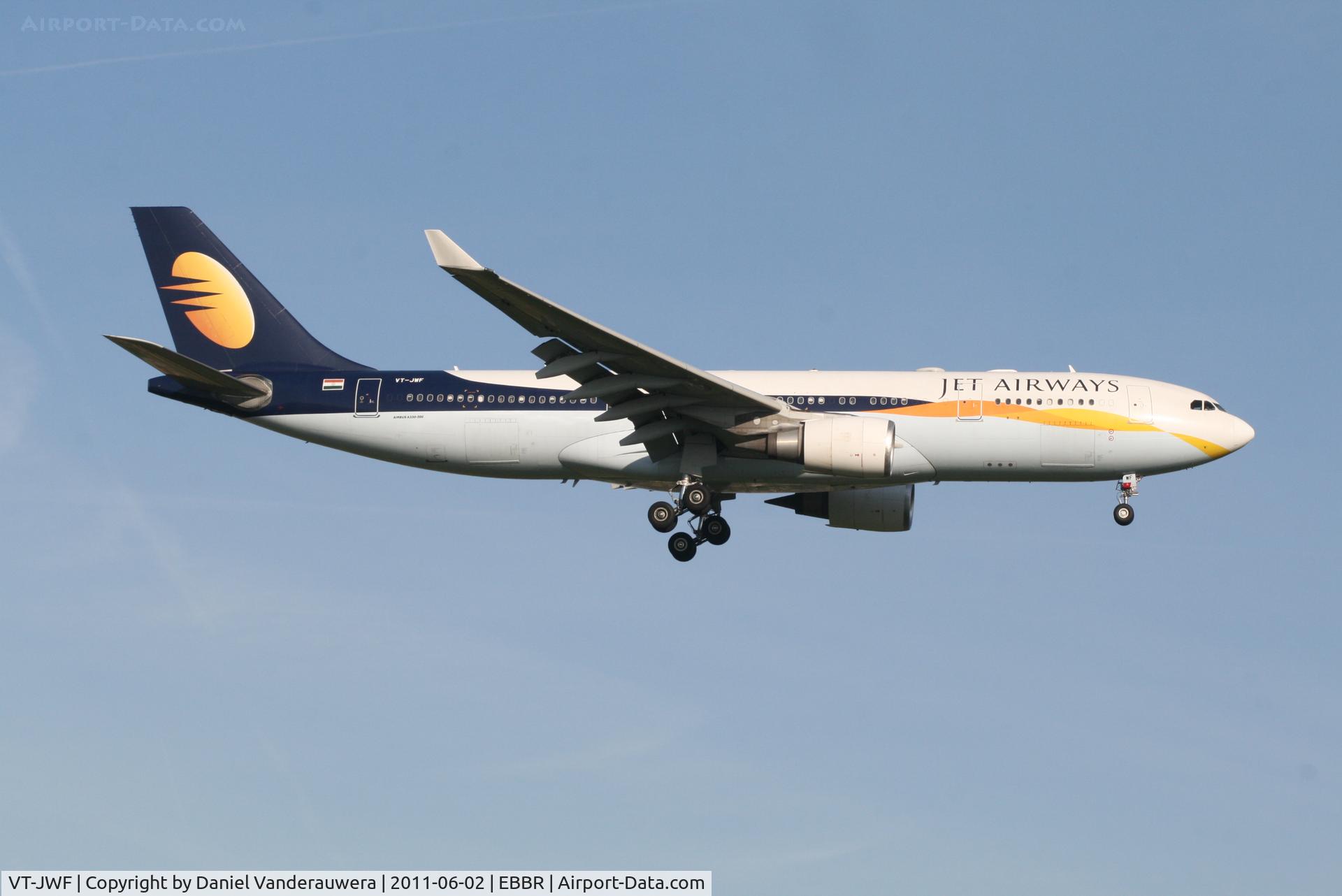 VT-JWF, 2007 Airbus A330-202 C/N 825, Arrival of flight 9W226 to RWY 02