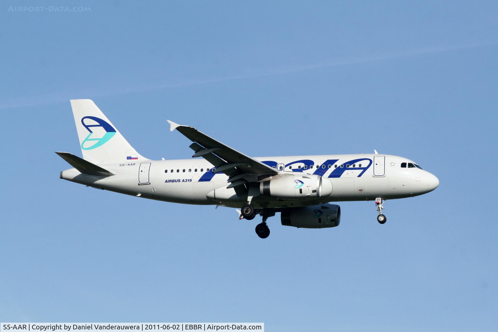 S5-AAR, 2010 Airbus A319-132 C/N 4301, Arrival of flight ADR3458 to RWY 02