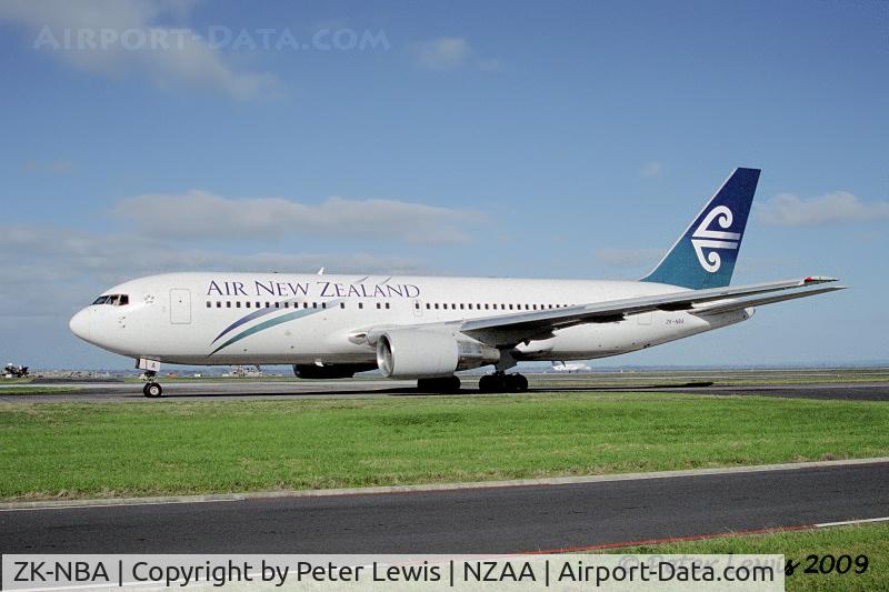 ZK-NBA, 1985 Boeing 767-219/ER C/N 23326, Air New Zealand Ltd., Auckland - 2002