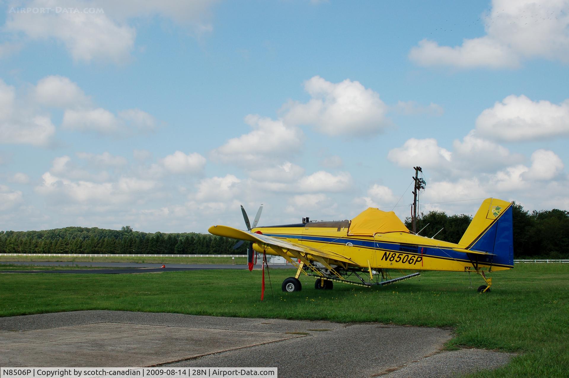 N8506P, 2002 Air Tractor Inc AT-602 C/N 602-0646, 2002 Air Tractor AT-602 N8506P at Vineland-Downstown Airport, Vineland, NJ