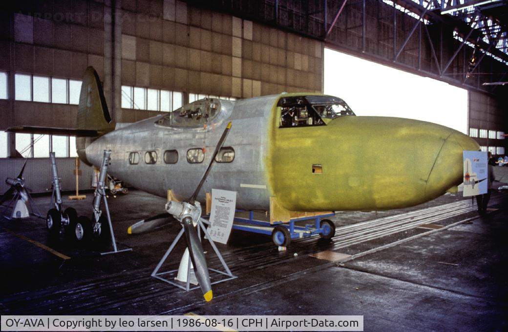 OY-AVA, 1956 Hunting P.66 President 1 C/N HPAL Pem.79, Copenhagen Kastrup 16.8.86