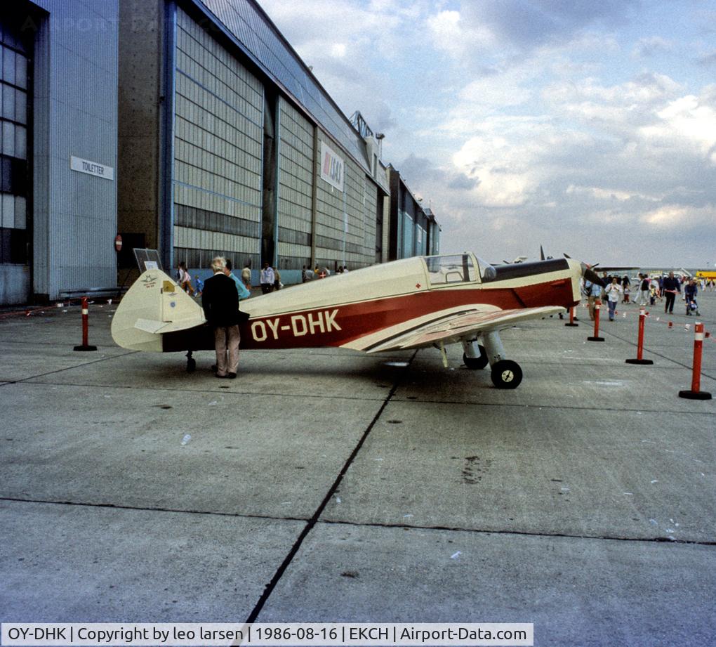 OY-DHK, 1940 SAI KZ II Kupé C/N 23, Copenhagen Kastrup 16.8.1986
