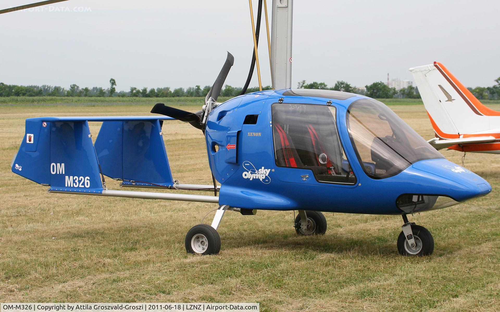 OM-M326, Celier Xenon C/N CAEW 10974S, Nové Zámky Airport - Slovakia (Slovak Republik) SK.