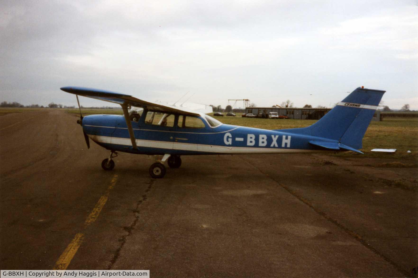 G-BBXH, 1969 Reims FR172F Reims Rocket C/N 0113, RAF Topcliffe, Merlin Parachute Centre 1996
