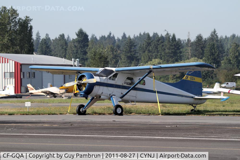 CF-GQA, 1950 De Havilland Canada DHC-2 Beaver Mk.1 C/N 72, Parked