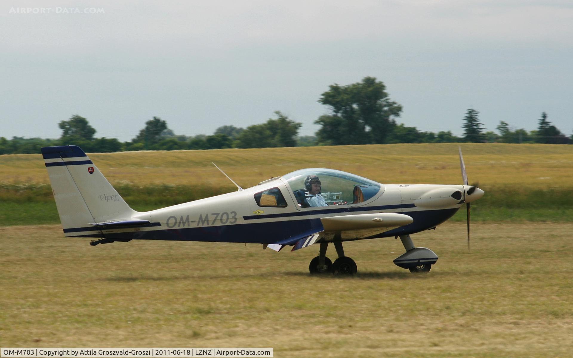 OM-M703, 2007 Tomark Aero Viper SD-4 C/N 003, Nové Zámky Airport - Slovakia (Slovak Republik) SK.