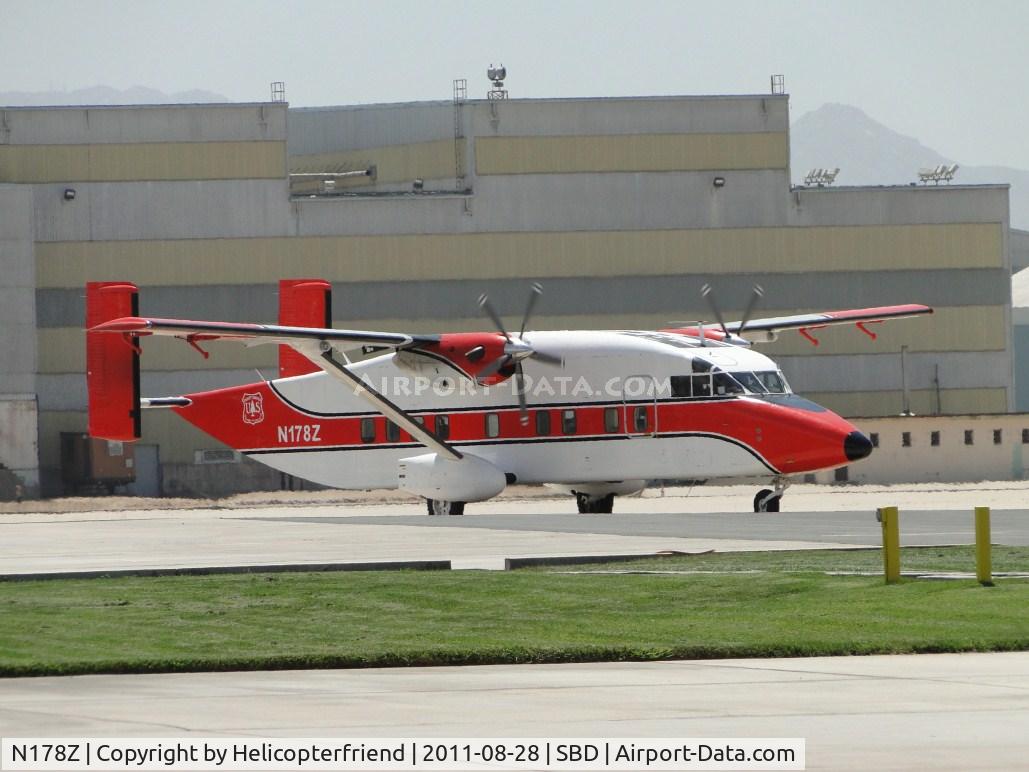N178Z, 1985 Short SD3-30 200 C/N SH-3119, Taxiing to the parking area west of the loading pads at US Forestry