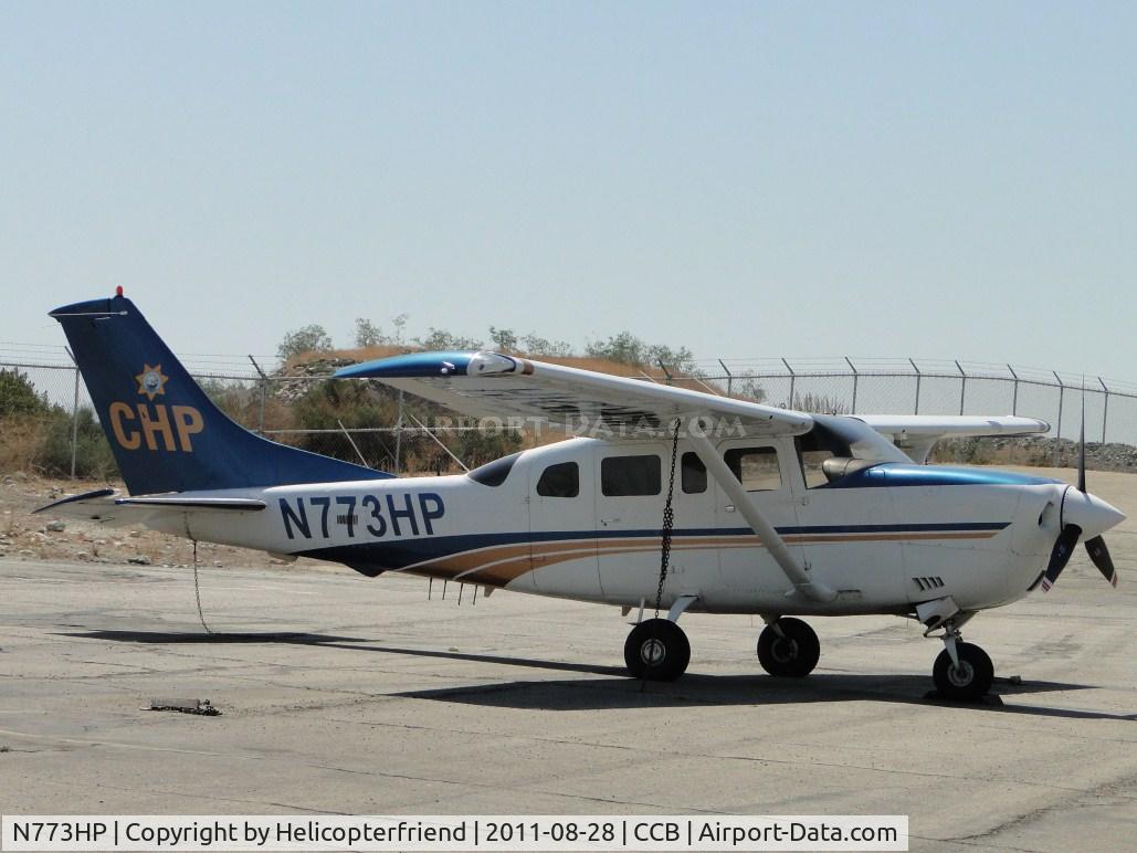 N773HP, 2000 Cessna T206H Turbo Stationair C/N T20608180, Parked in Foothill Sales & Service area