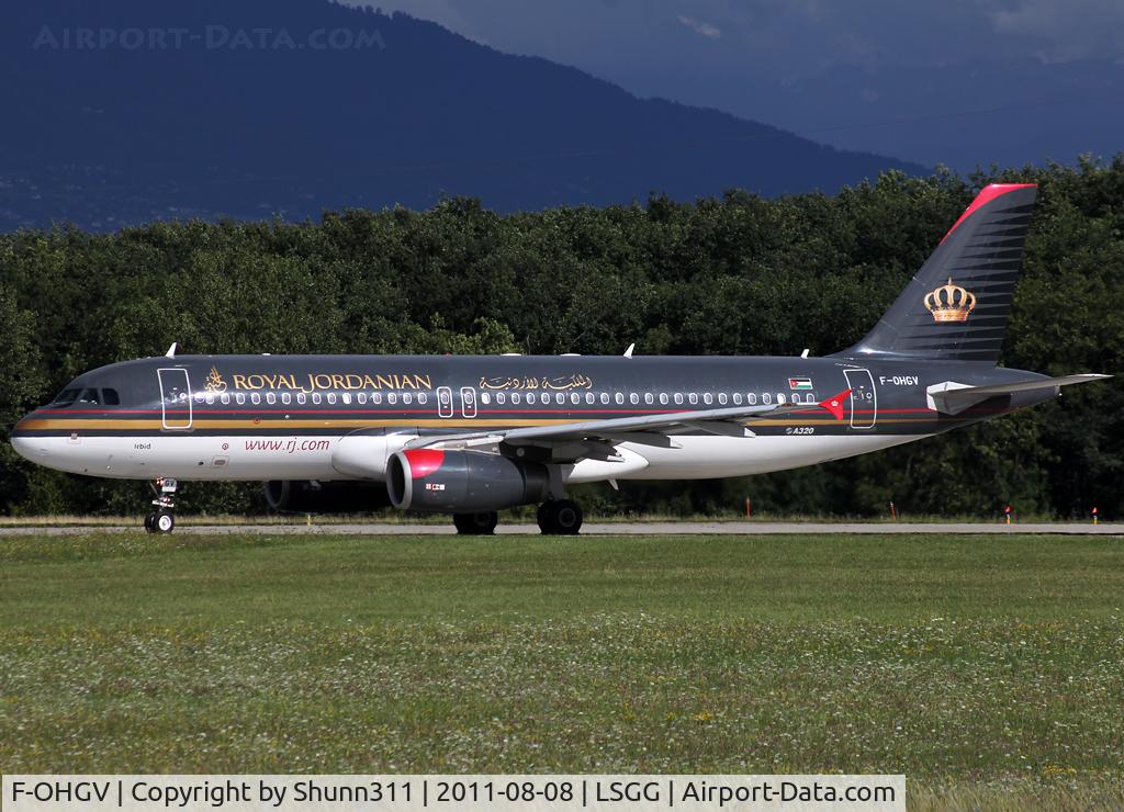 F-OHGV, 2006 Airbus A320-232 C/N 2649, Lining up rwy 23 for departure...
