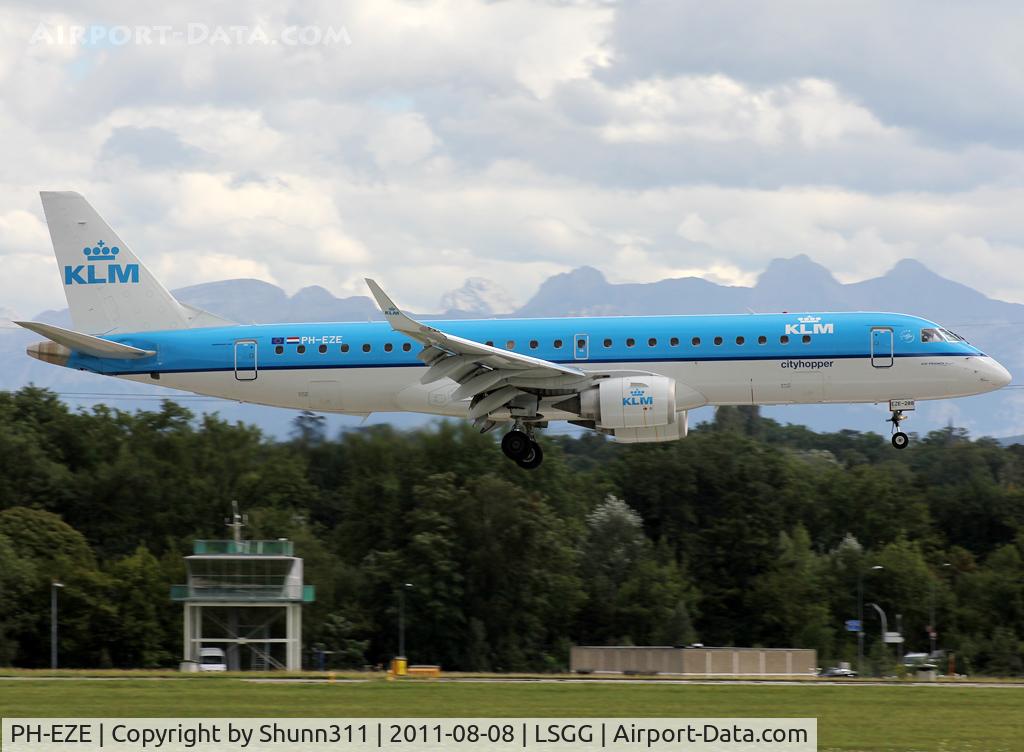PH-EZE, 2009 Embraer 190LR (ERJ-190-100LR) C/N 19000288, Landing rwy 23