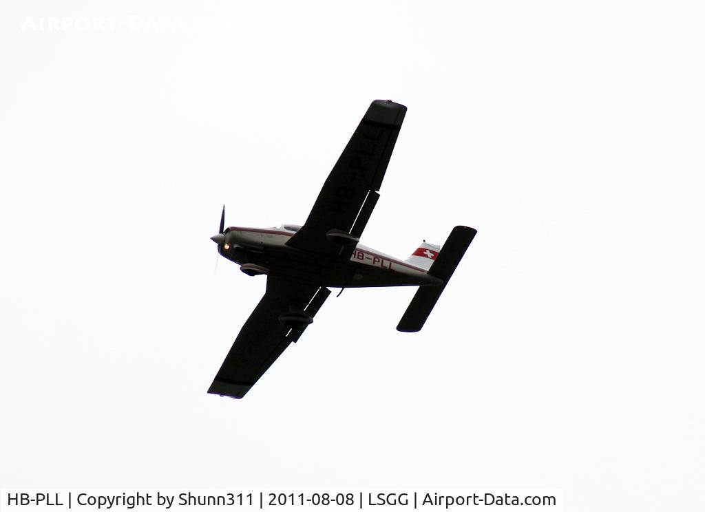 HB-PLL, Piper PA-28-161 Warrior II C/N 28-16057, Landing rwy 23 'Gazon'