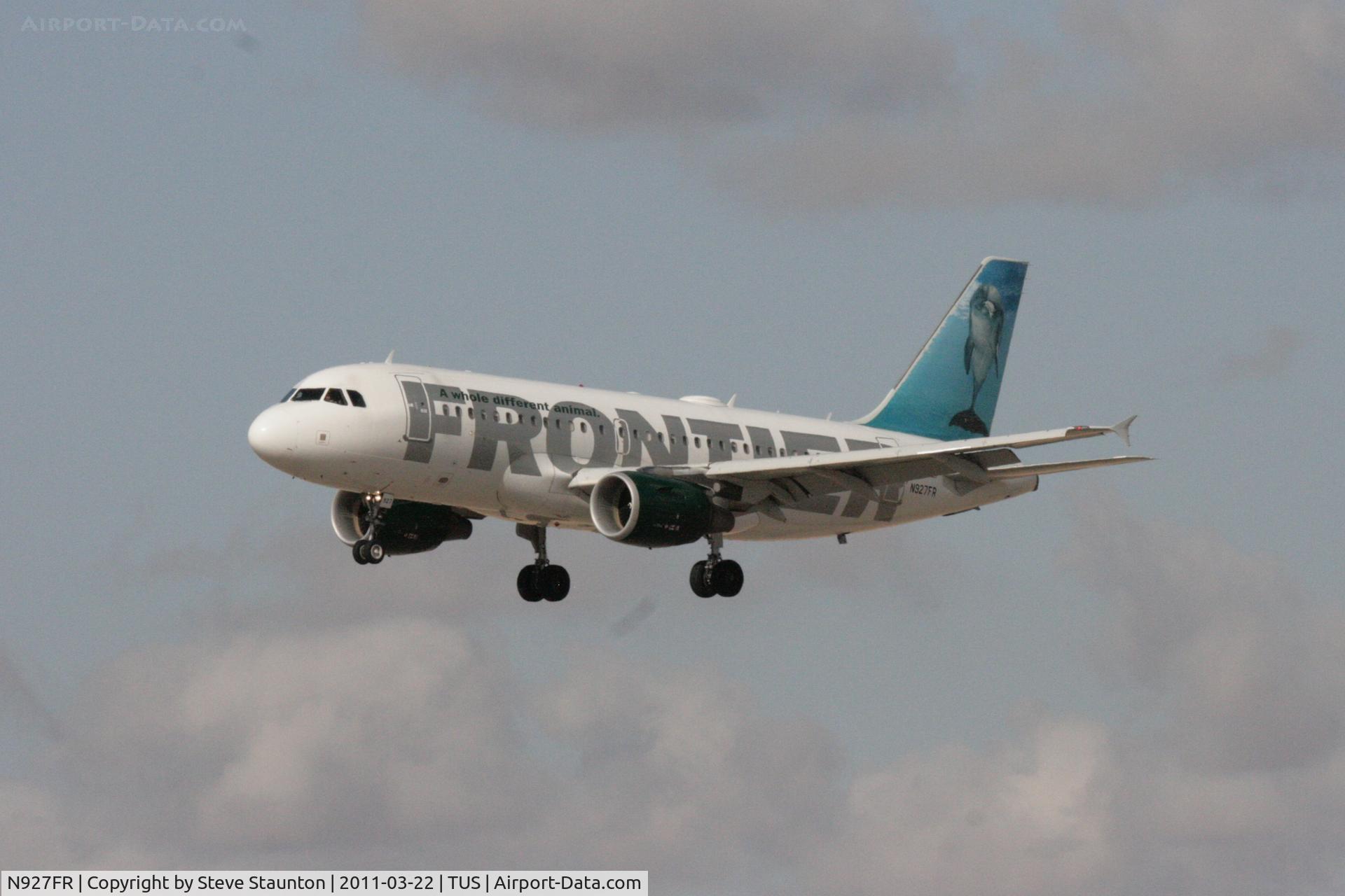 N927FR, 2004 Airbus A319-111 C/N 2209, Taken at Tucson International Airport, in March 2011 whilst on an Aeroprint Aviation tour