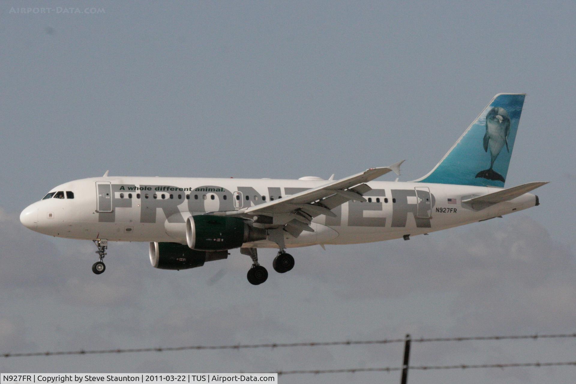 N927FR, 2004 Airbus A319-111 C/N 2209, Taken at Tucson International Airport, in March 2011 whilst on an Aeroprint Aviation tour