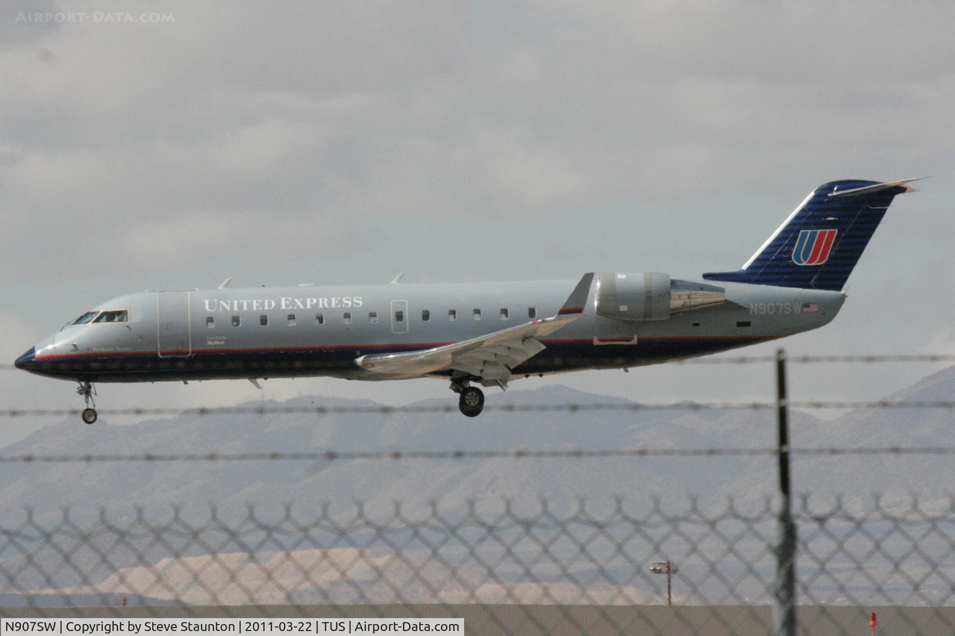 N907SW, 2001 Bombardier CRJ-200LR (CL-600-2B19) C/N 7511, Taken at Tucson International Airport, in March 2011 whilst on an Aeroprint Aviation tour