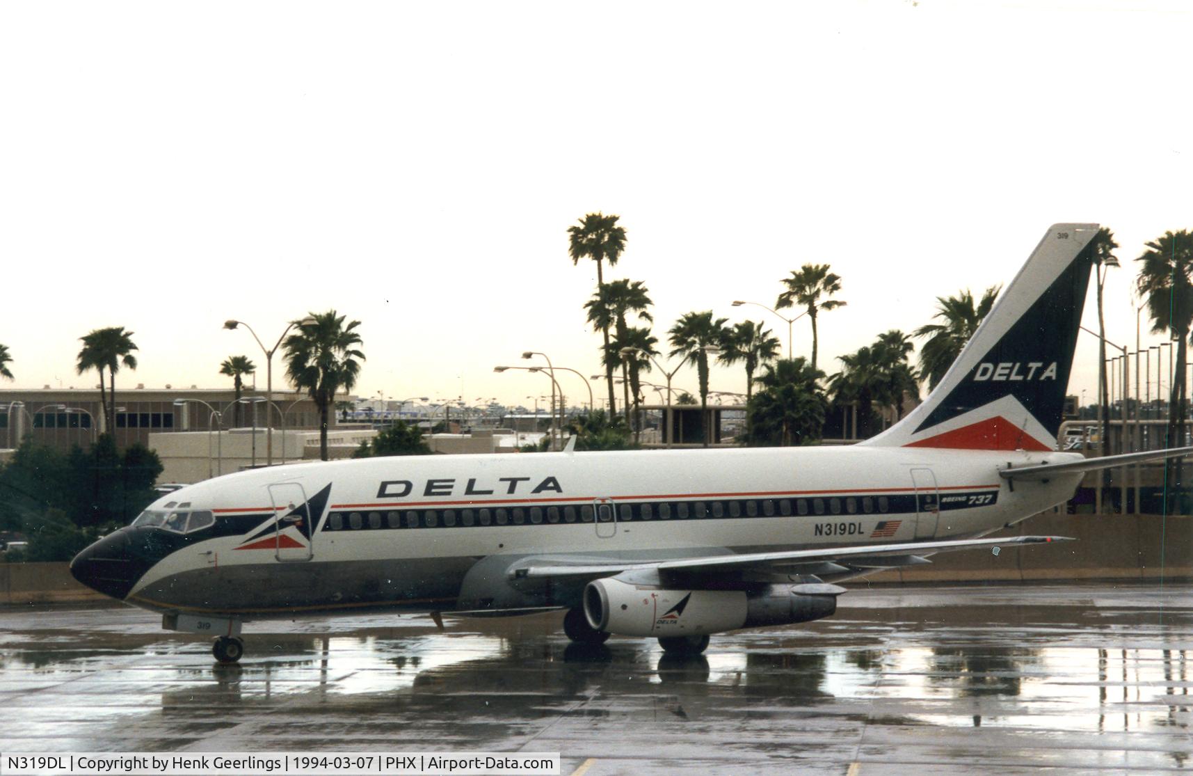 N319DL, 1984 Boeing 737-232 C/N 23091, Delta