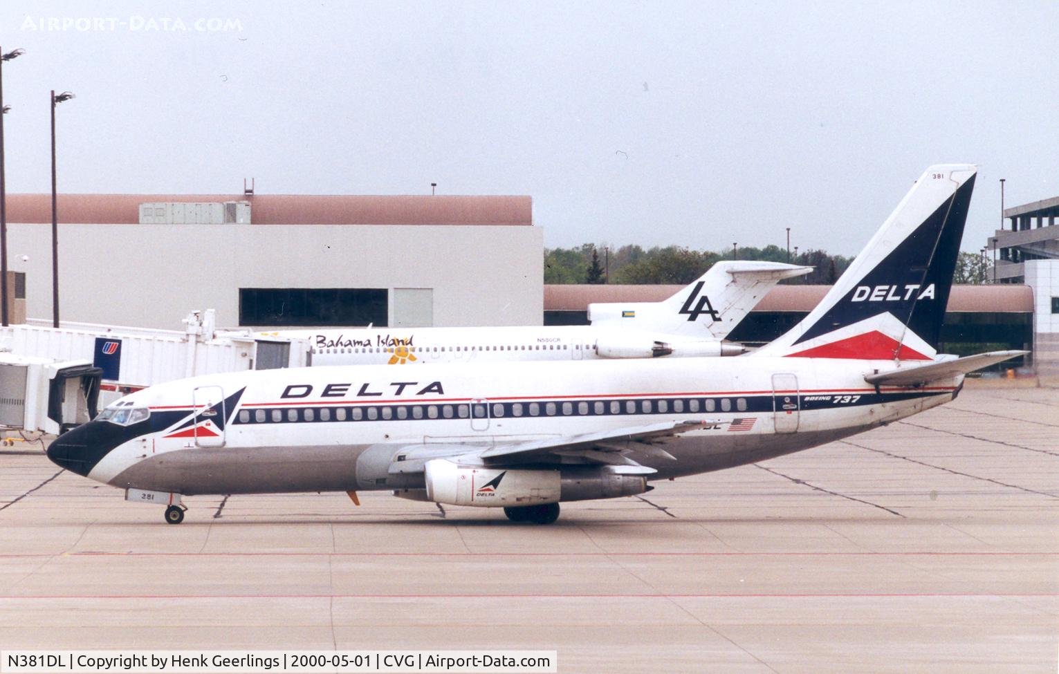 N381DL, 1987 Boeing 737-247 C/N 23608, Delta