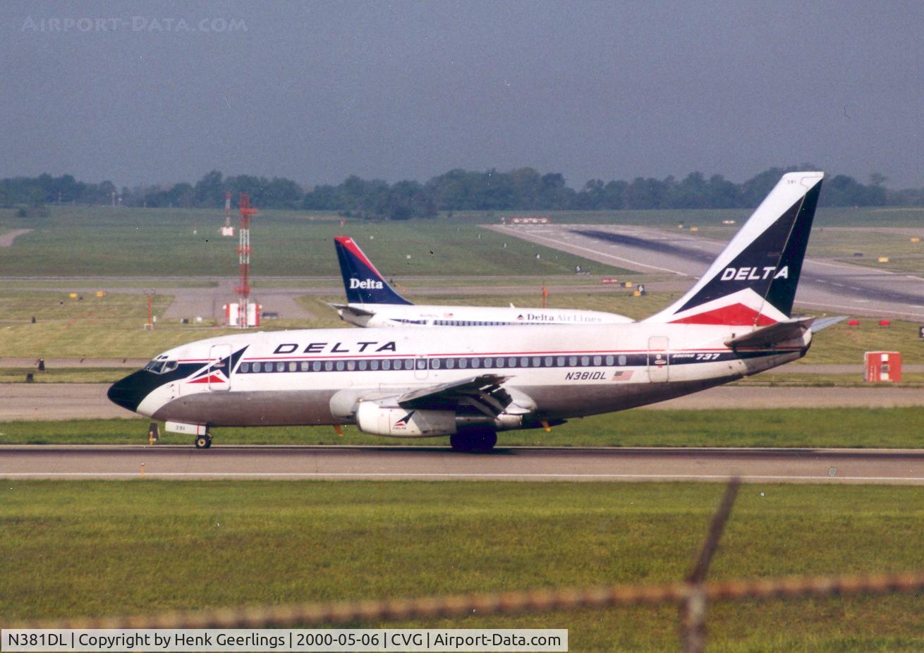 N381DL, 1987 Boeing 737-247 C/N 23608, Delta