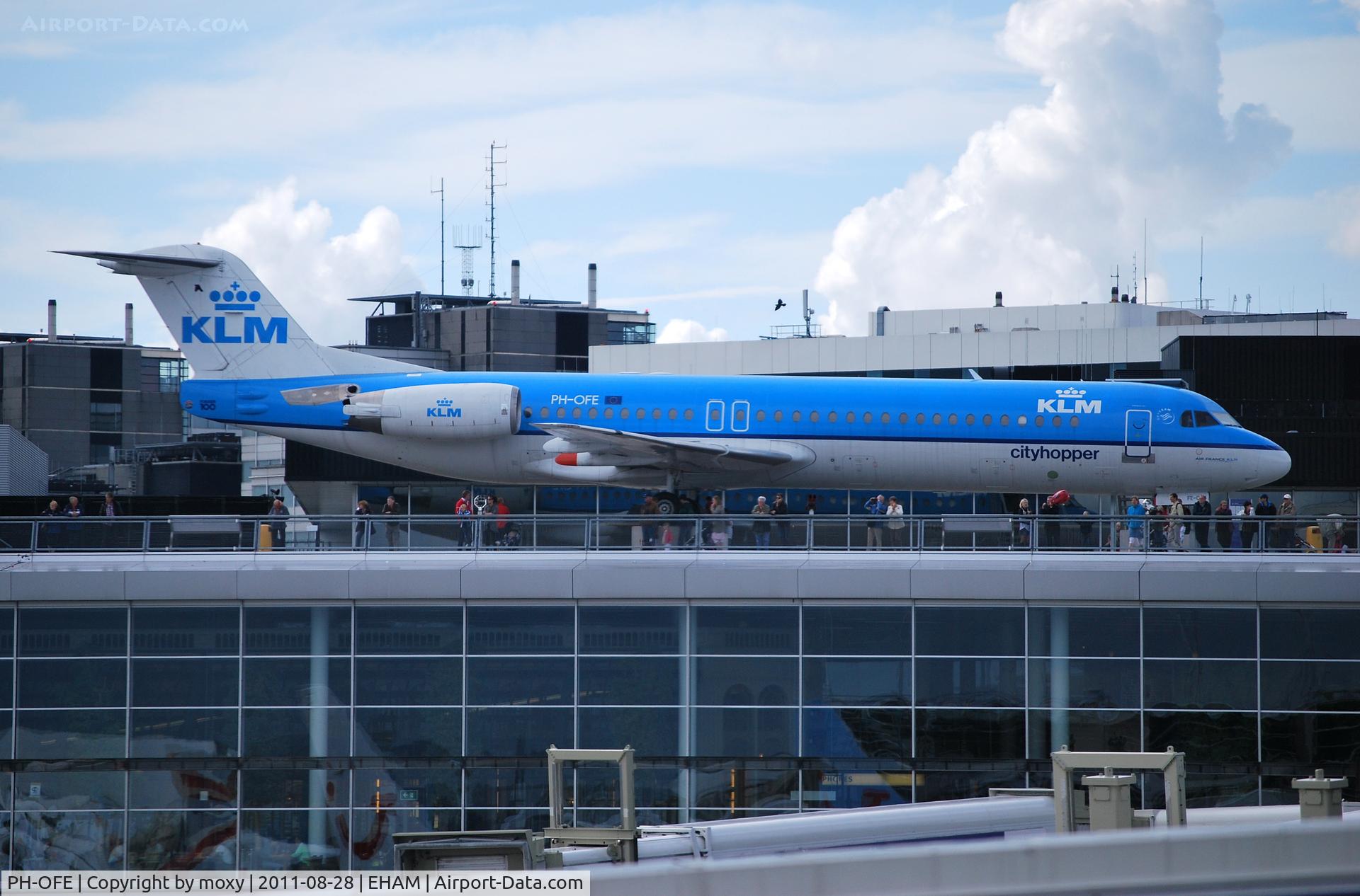 PH-OFE, 1989 Fokker 100 (F-28-0100) C/N 11260, Fokker F28-100 preserved on the Panorama Terrace at Schiphol Airport.