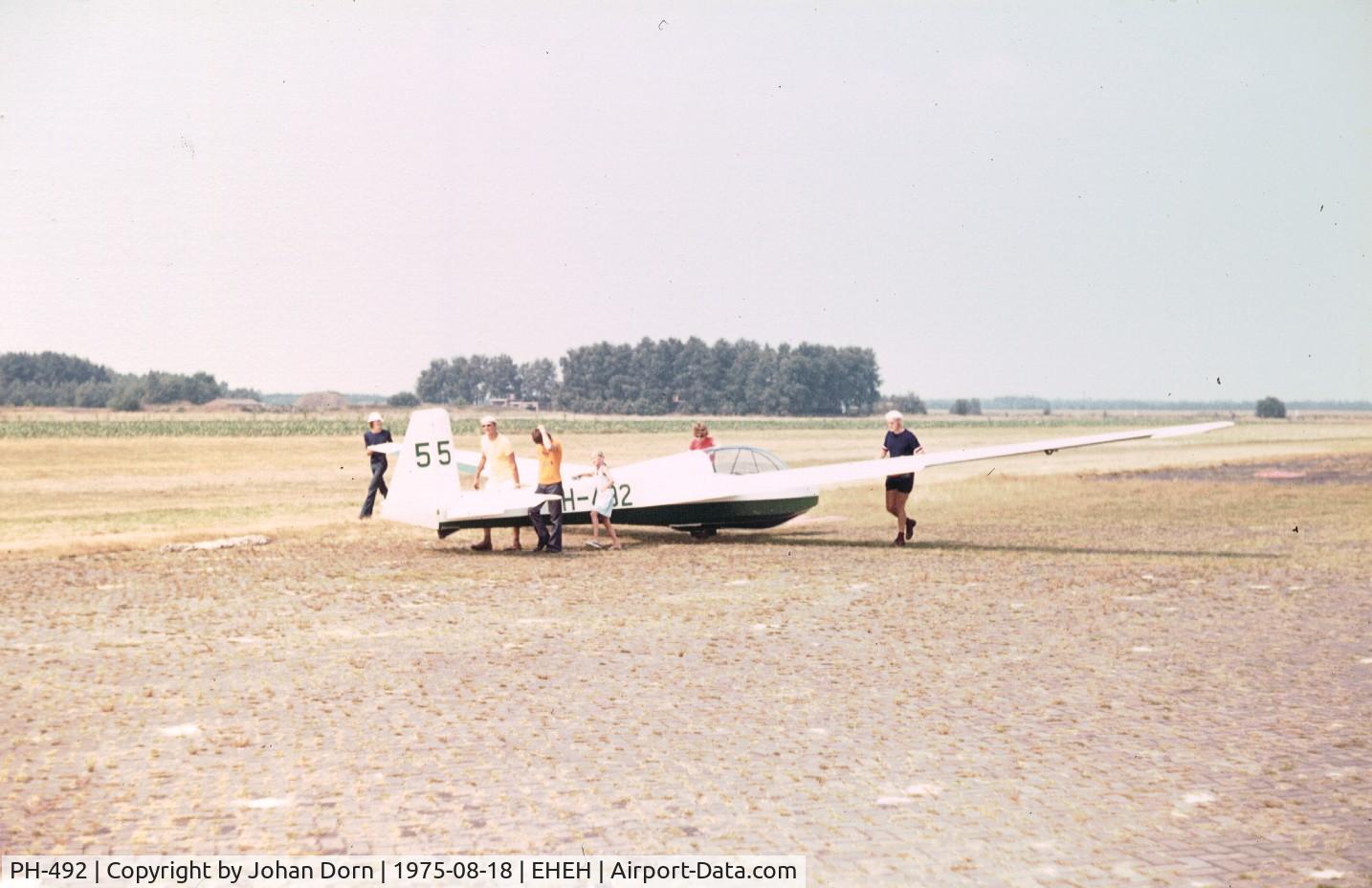 PH-492, 1974 Schleicher ASK-13 C/N 13467, After a short flight of about 5 minutes, the glider is taken back to the strip on one of the former runways of Welschap, currently Airport Eindhoven, the Netherlands.