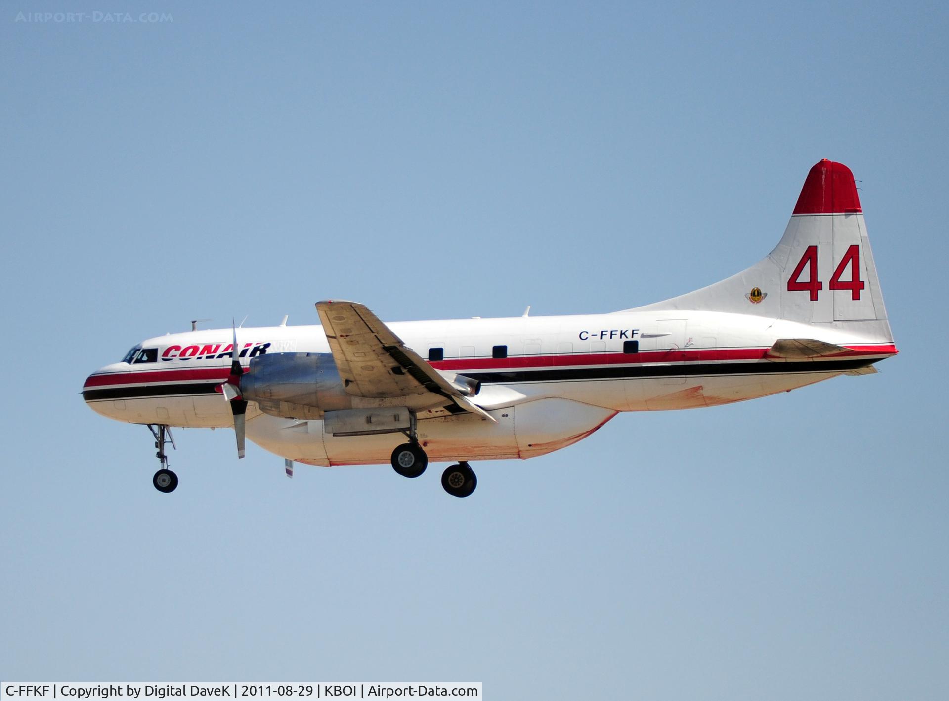 C-FFKF, 1954 Convair CV-340-31 (CV-5800 C/N 179, East approach