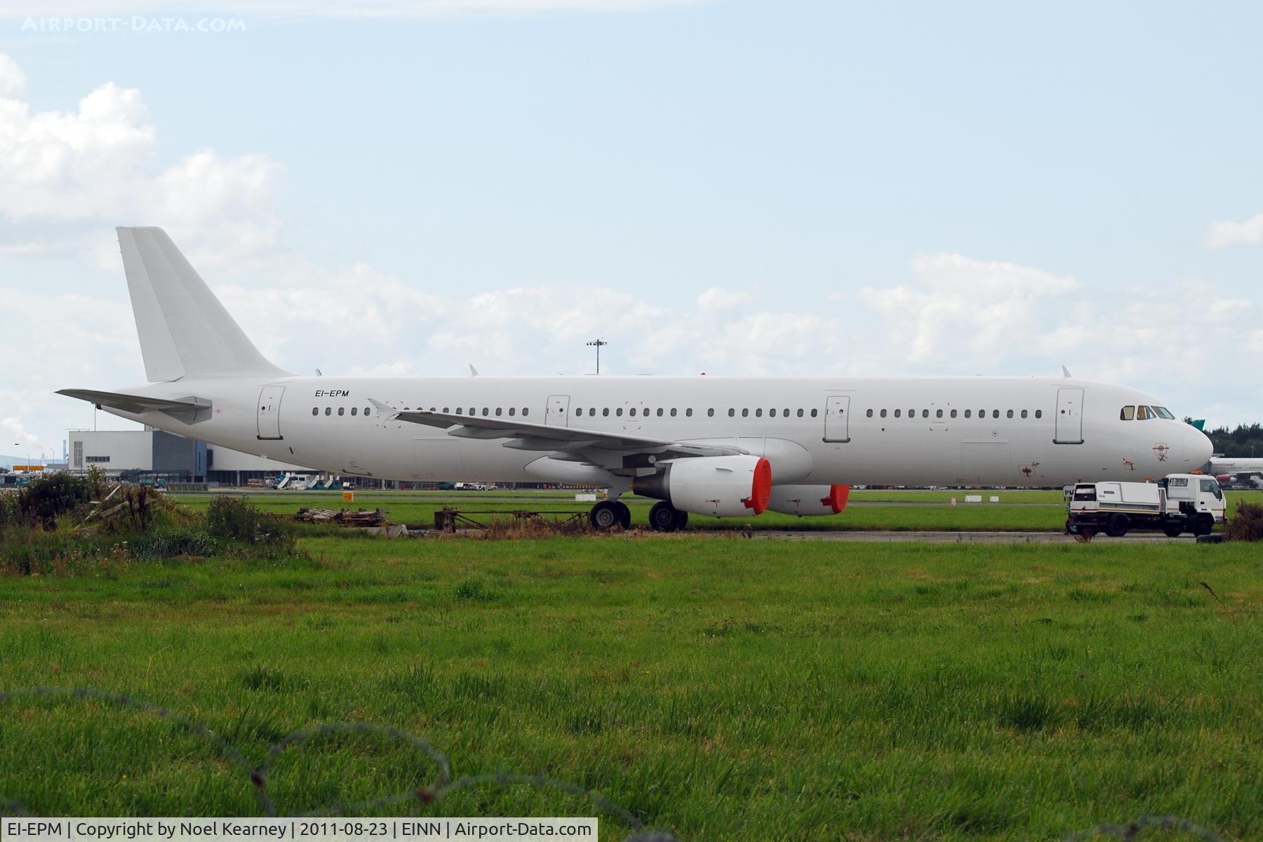 EI-EPM, 1998 Airbus A321-211 C/N 0775, Stored.