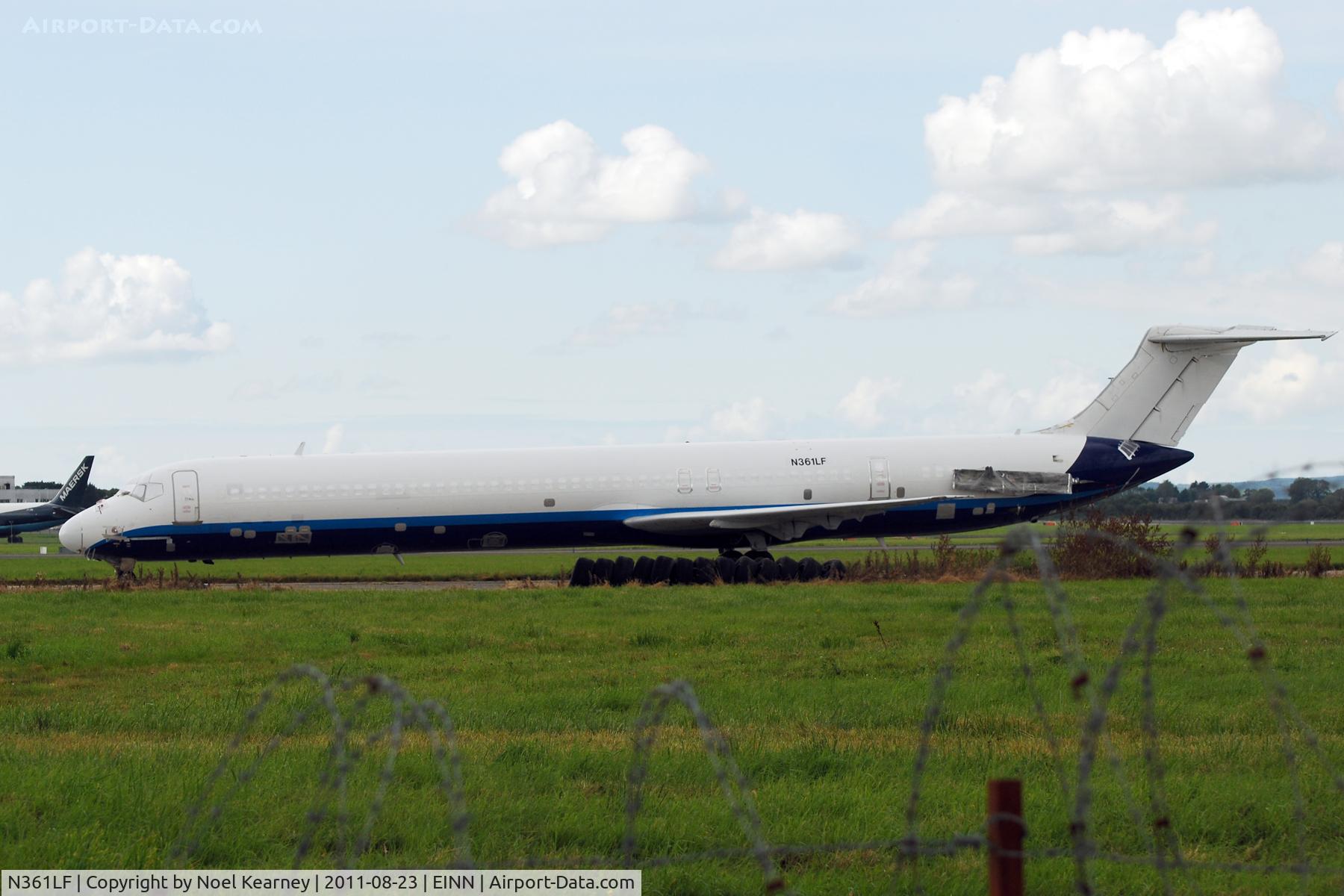N361LF, 1988 McDonnell Douglas MD-83 (DC-9-83) C/N 49823, Long term storage. Ex F-GMLX