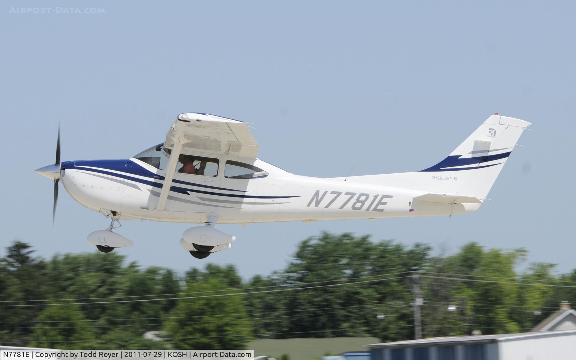 N7781E, 2005 Cessna 182T Skylane C/N 18281621, AIRVENTURE 2011