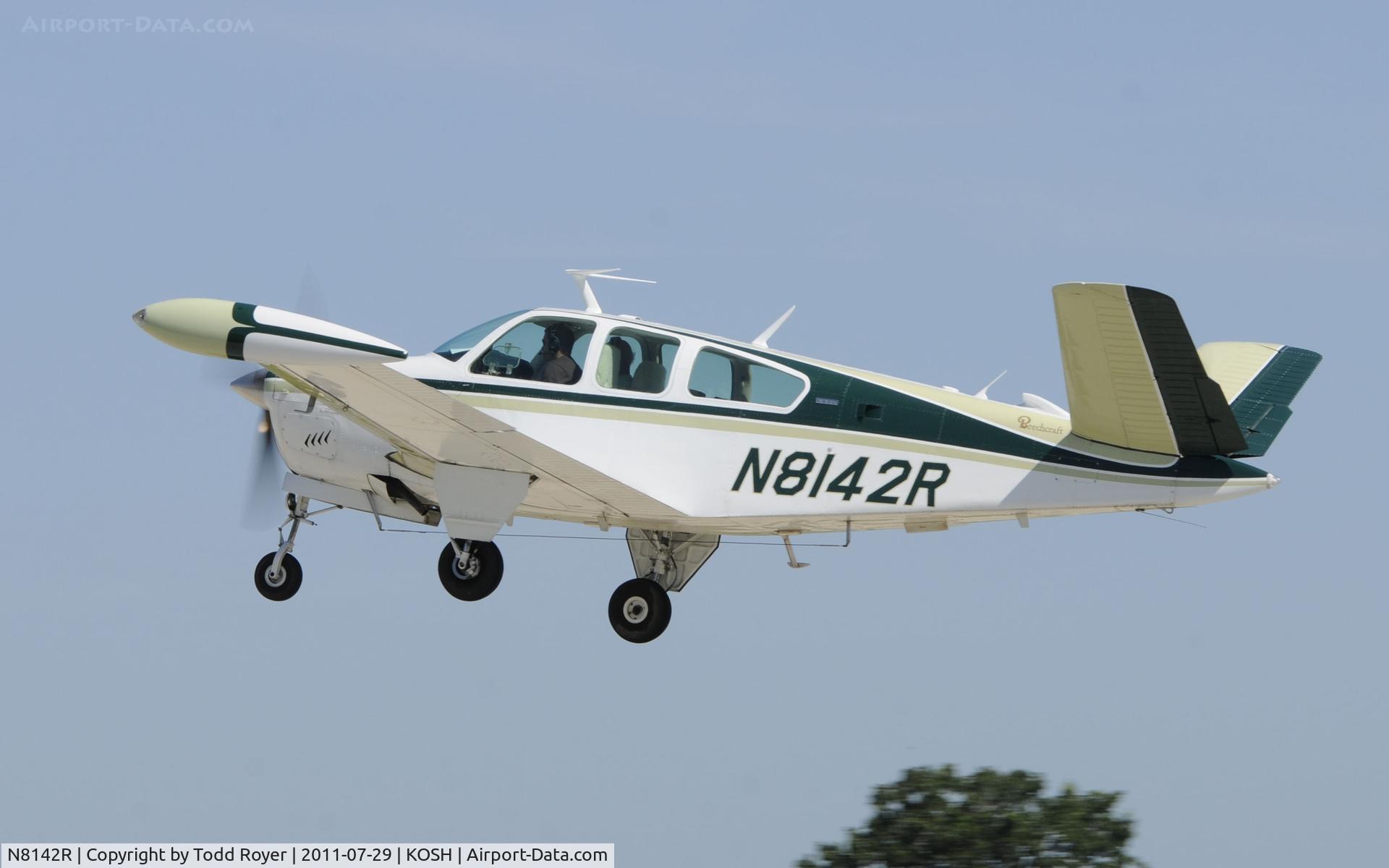 N8142R, 1974 Beech V35B Bonanza C/N D-9657, AIRVENTURE 2011