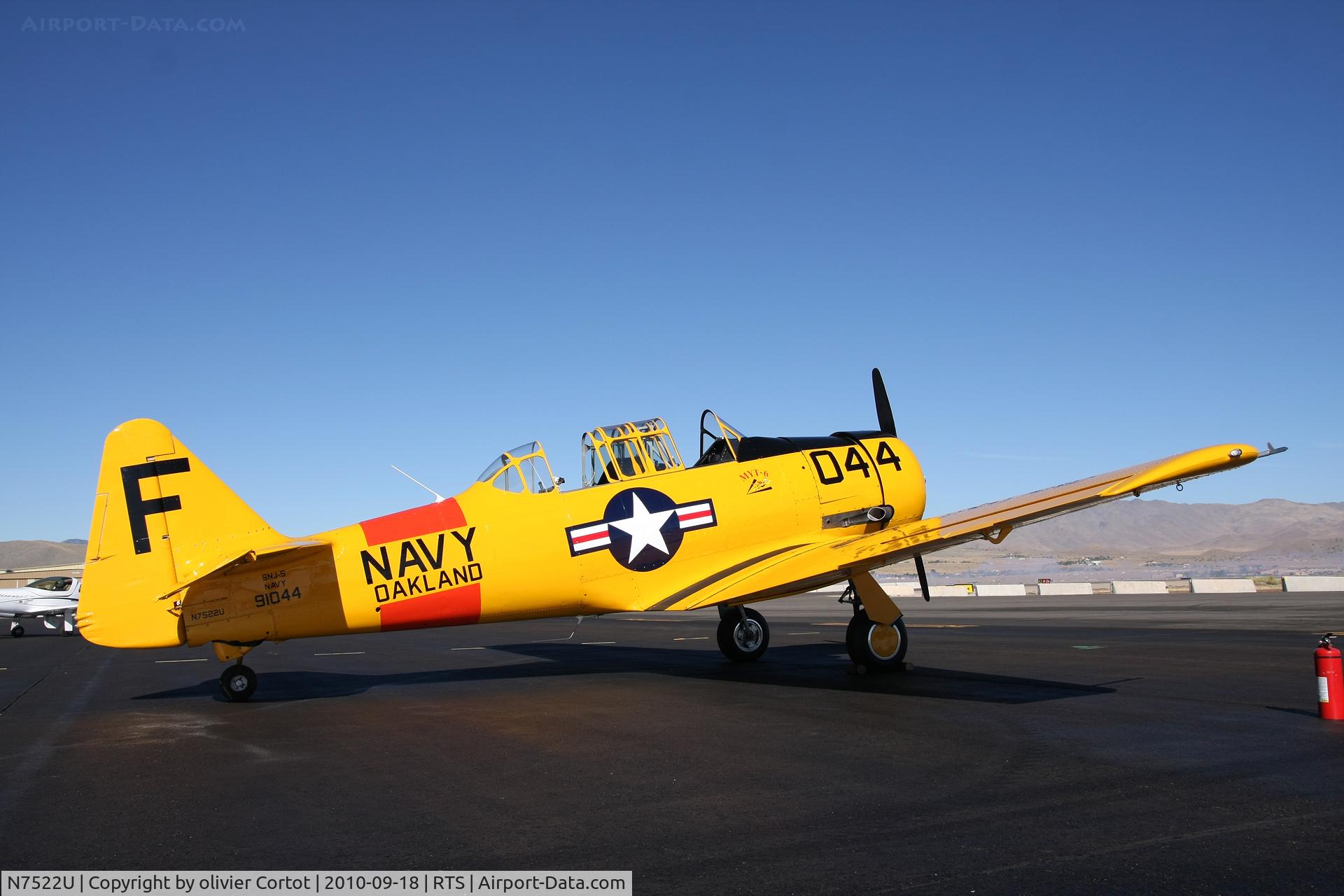 N7522U, 1952 Canadian Car & Foundry Harvard MK IV C/N CCF4-214, Nice Harvard on the Reno tarmac