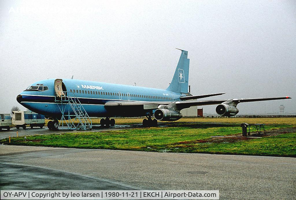 OY-APV, 1964 Boeing 720-051B C/N 18793, CPH Copenhagen Kastrup 21.11.80