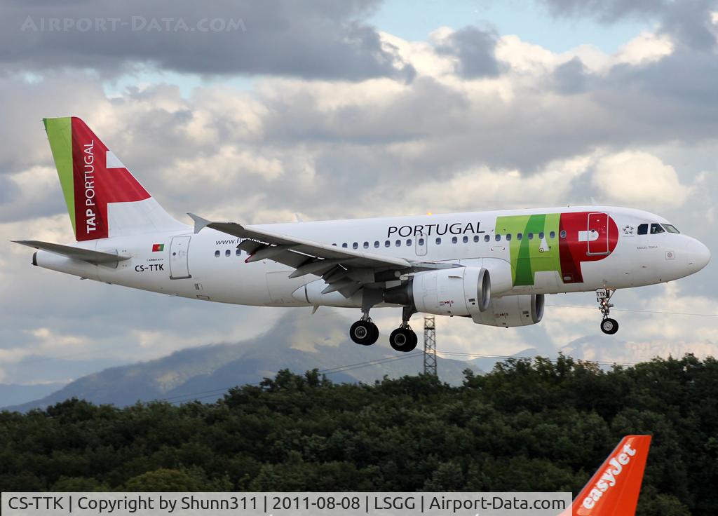 CS-TTK, 1999 Airbus A319-111 C/N 1034, Landing rwy 23