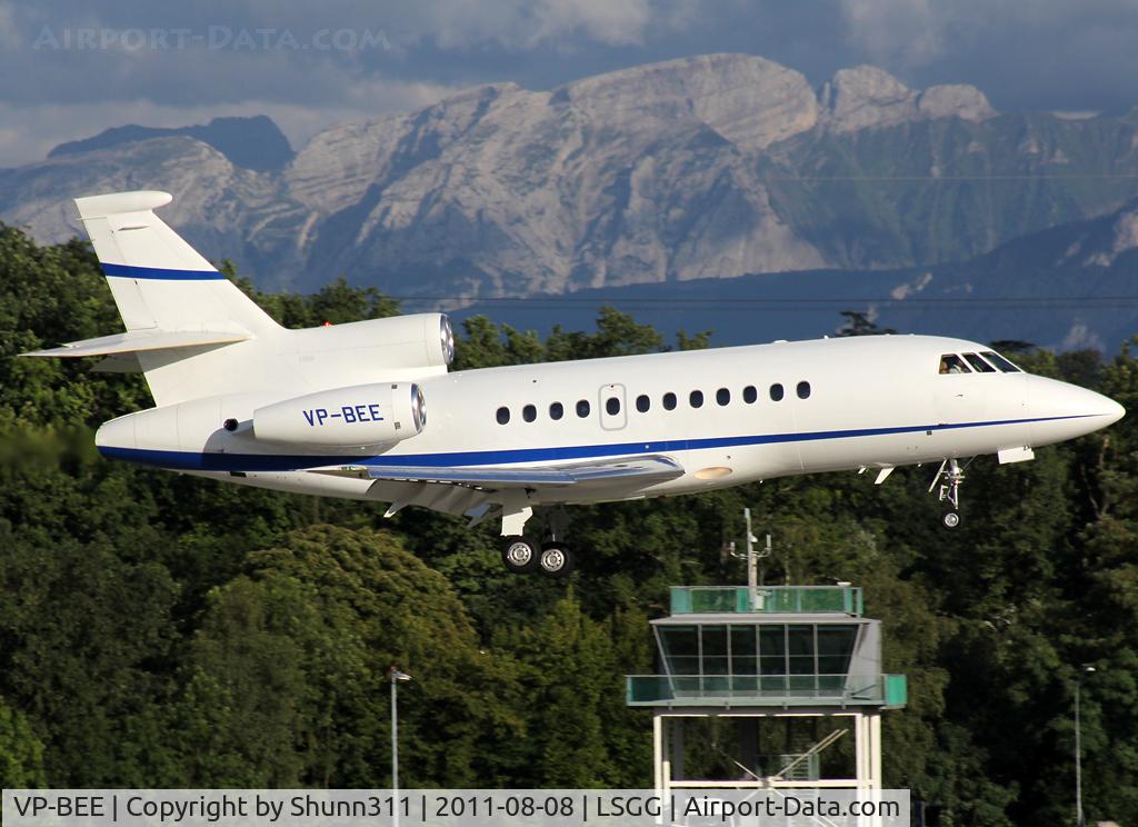 VP-BEE, 2002 Dassault Falcon 900EX C/N 109, Landing rwy 23
