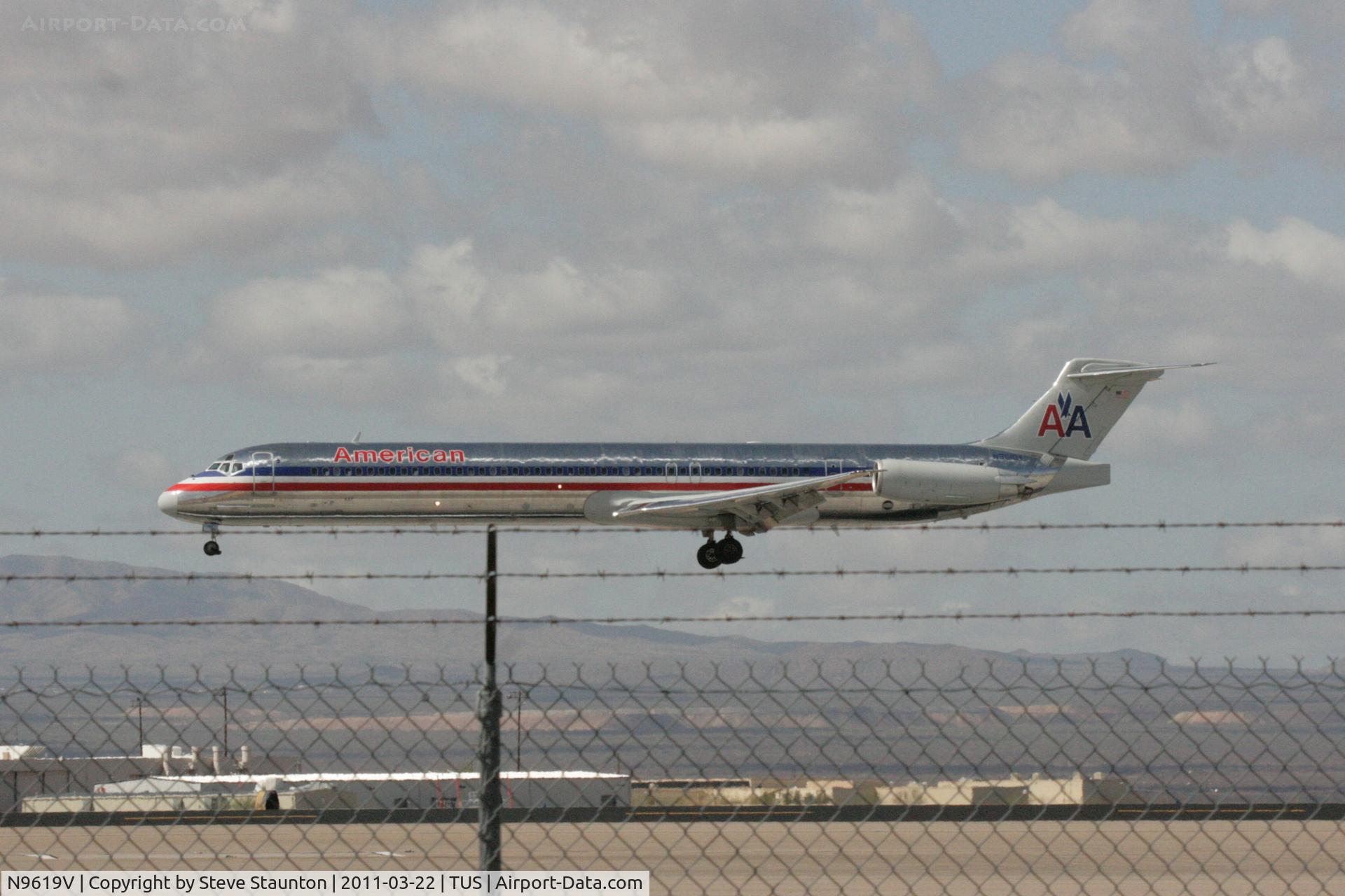 N9619V, 1997 McDonnell Douglas MD-83 (DC-9-83) C/N 53566, Taken at Tucson International Airport, in March 2011 whilst on an Aeroprint Aviation tour