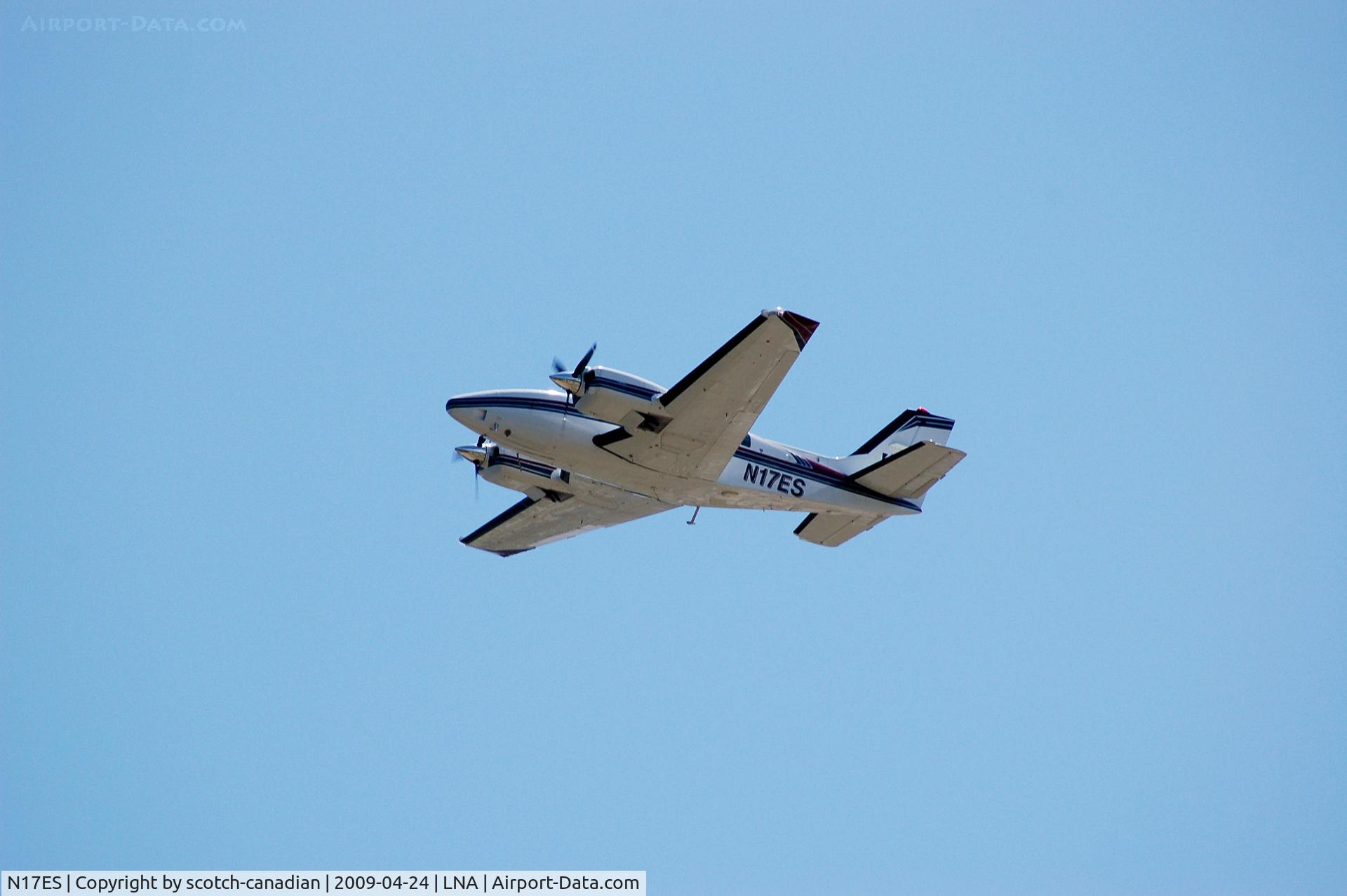 N17ES, 1981 Beech 58P Baron C/N TJ-339, 1981 Beech 58P N17ES departs Palm Beach County Park Airport at Lantana, FL