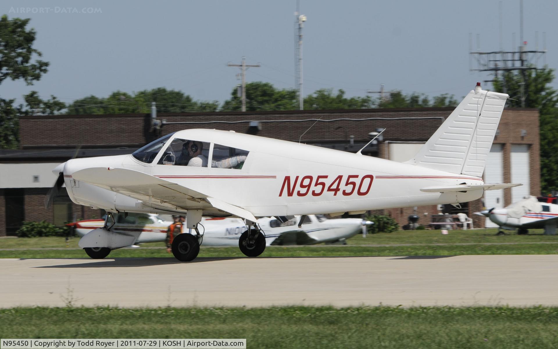 N95450, 1969 Piper PA-28-140 Cherokee Cruiser C/N 28-25963, AIRVENTURE 2011