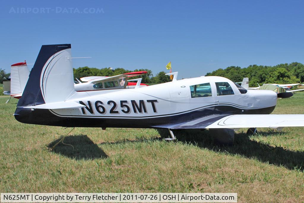 N625MT, 1965 Mooney M20E C/N 867, 1965 Mooney M20E, c/n: 867 at 2011 Oshkosh