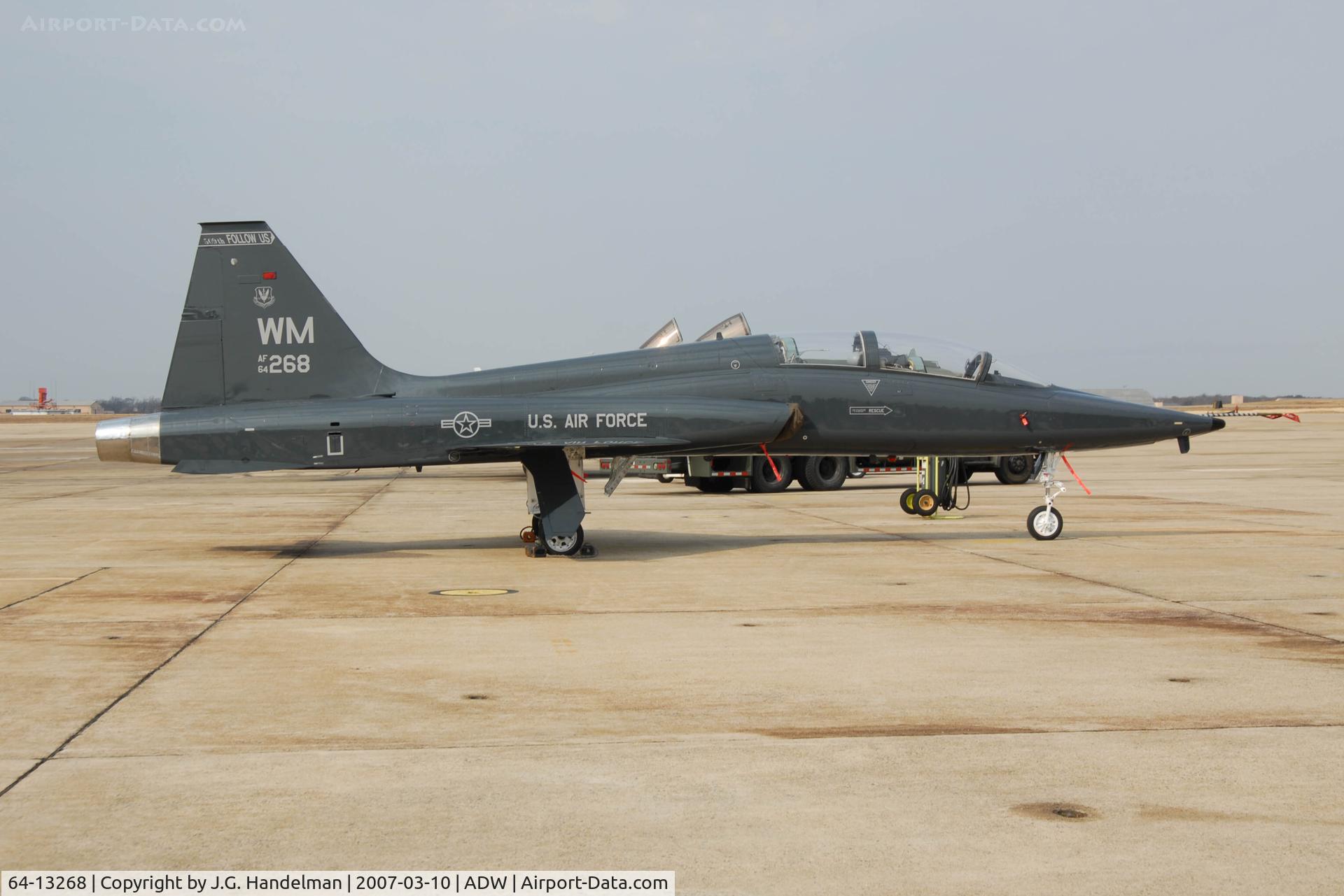 64-13268, 1964 Northrop T-38A-55-NO Talon C/N N.5697, USAF T-38A used by B-2 pilots for proficiency flying